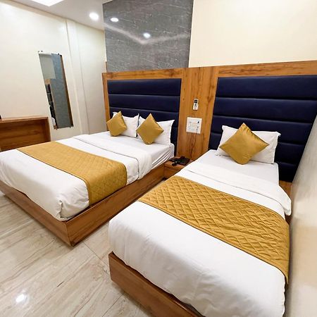 Hotel National - Grant Road Mumbai  Buitenkant foto
