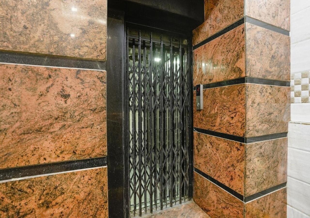 Hotel National - Grant Road Mumbai  Buitenkant foto