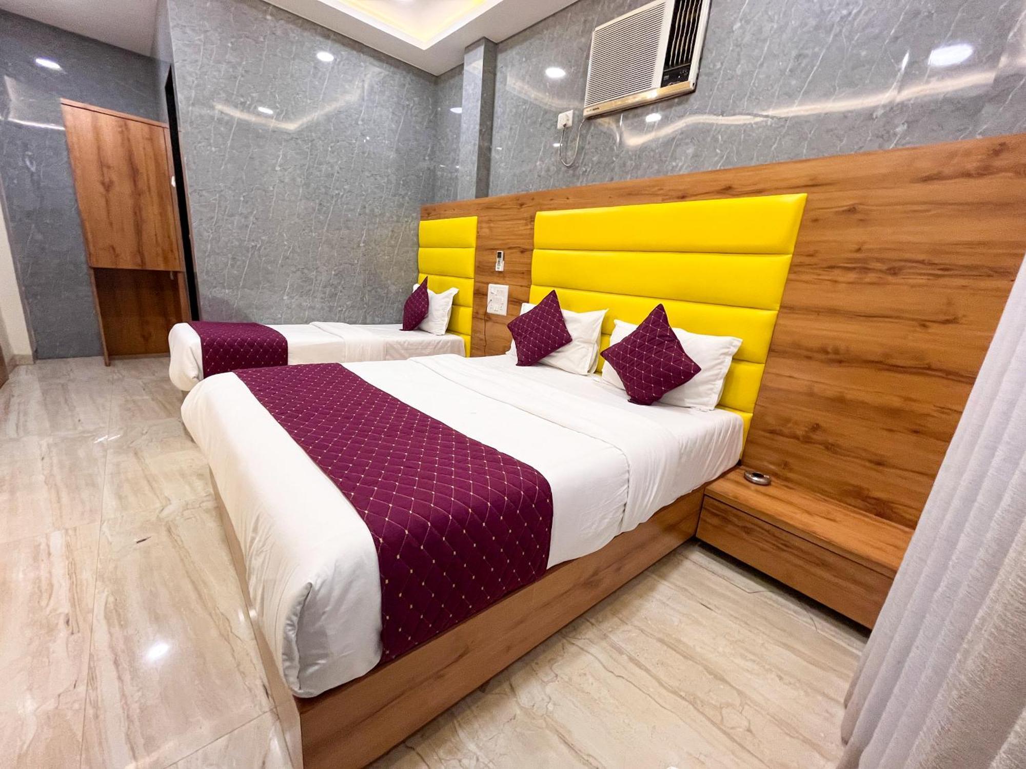 Hotel National - Grant Road Mumbai  Buitenkant foto